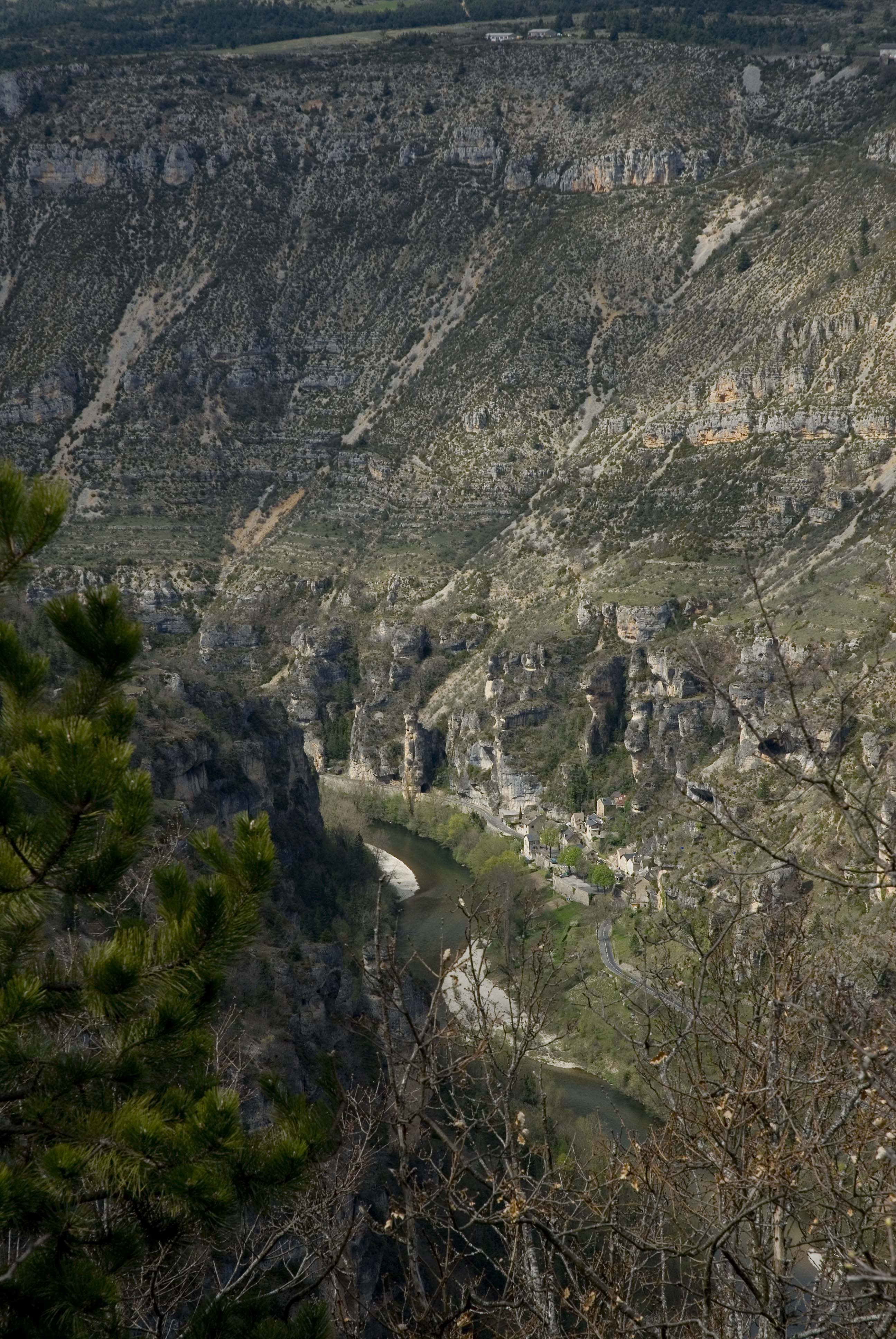 _JF12699-Gorges du Tarn-Vers Ste Eminie
